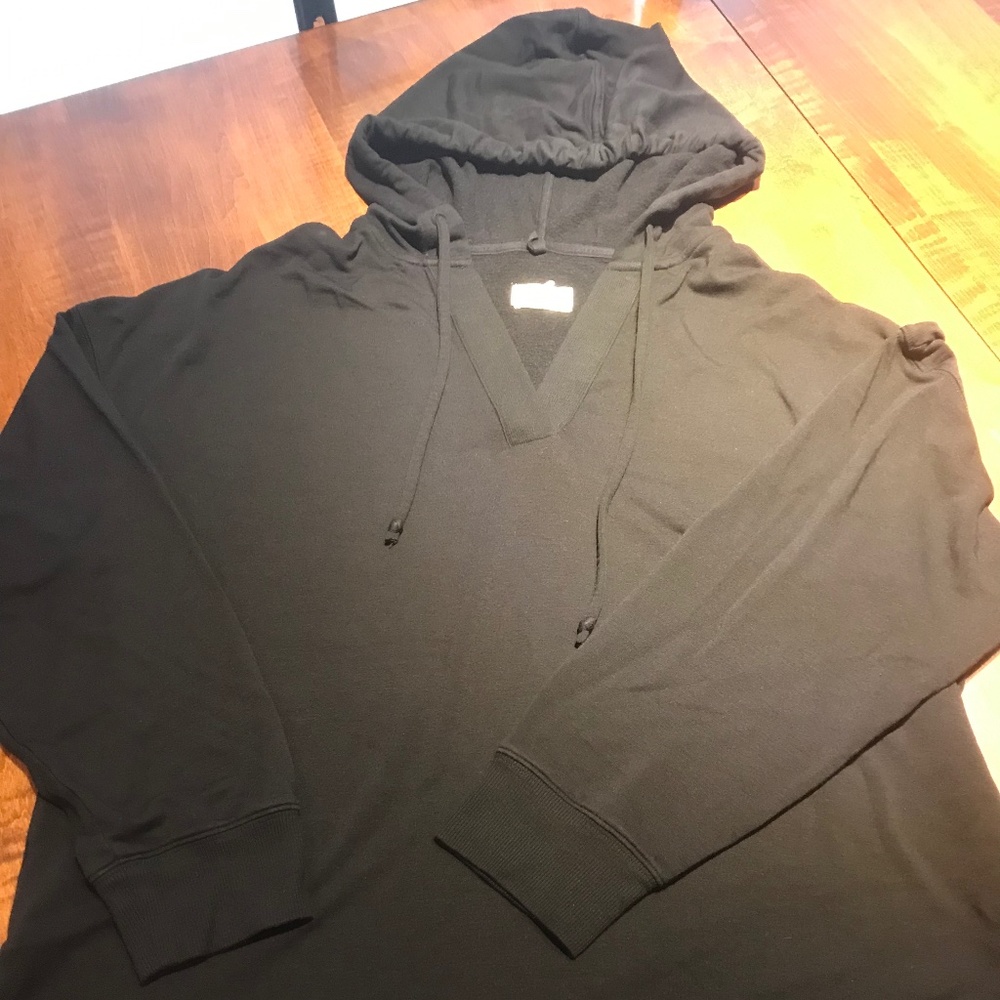 EUC - Lou & Grey by Loft XL Black Signaturesoft Hoodie Top